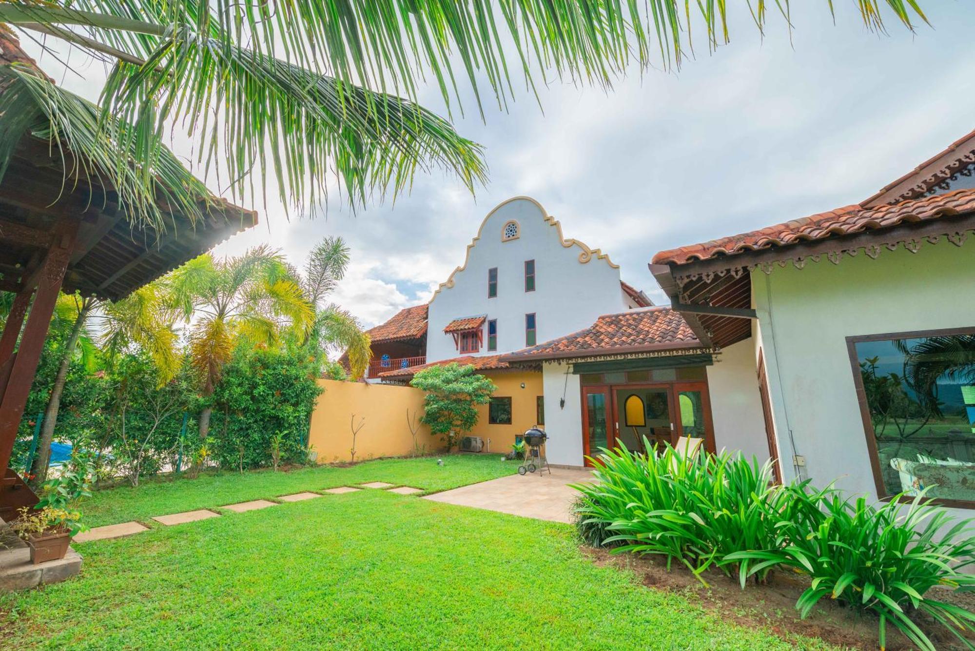 Limasan Villa Langkawi Pantai Cenang  Buitenkant foto