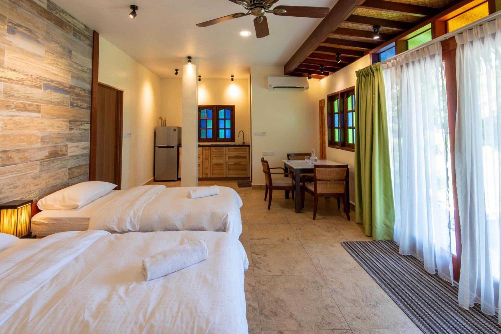 Limasan Villa Langkawi Pantai Cenang  Buitenkant foto