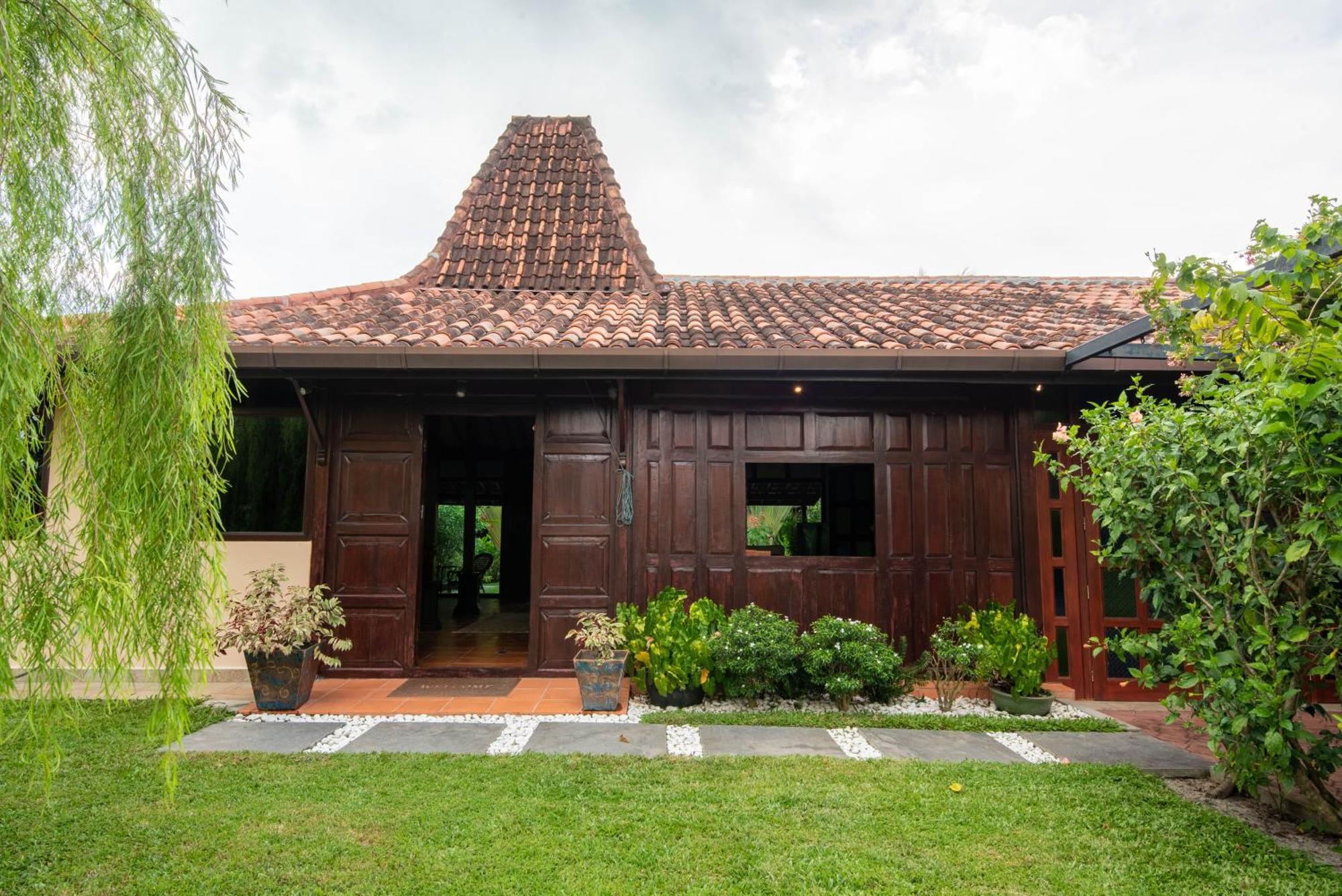Limasan Villa Langkawi Pantai Cenang  Buitenkant foto