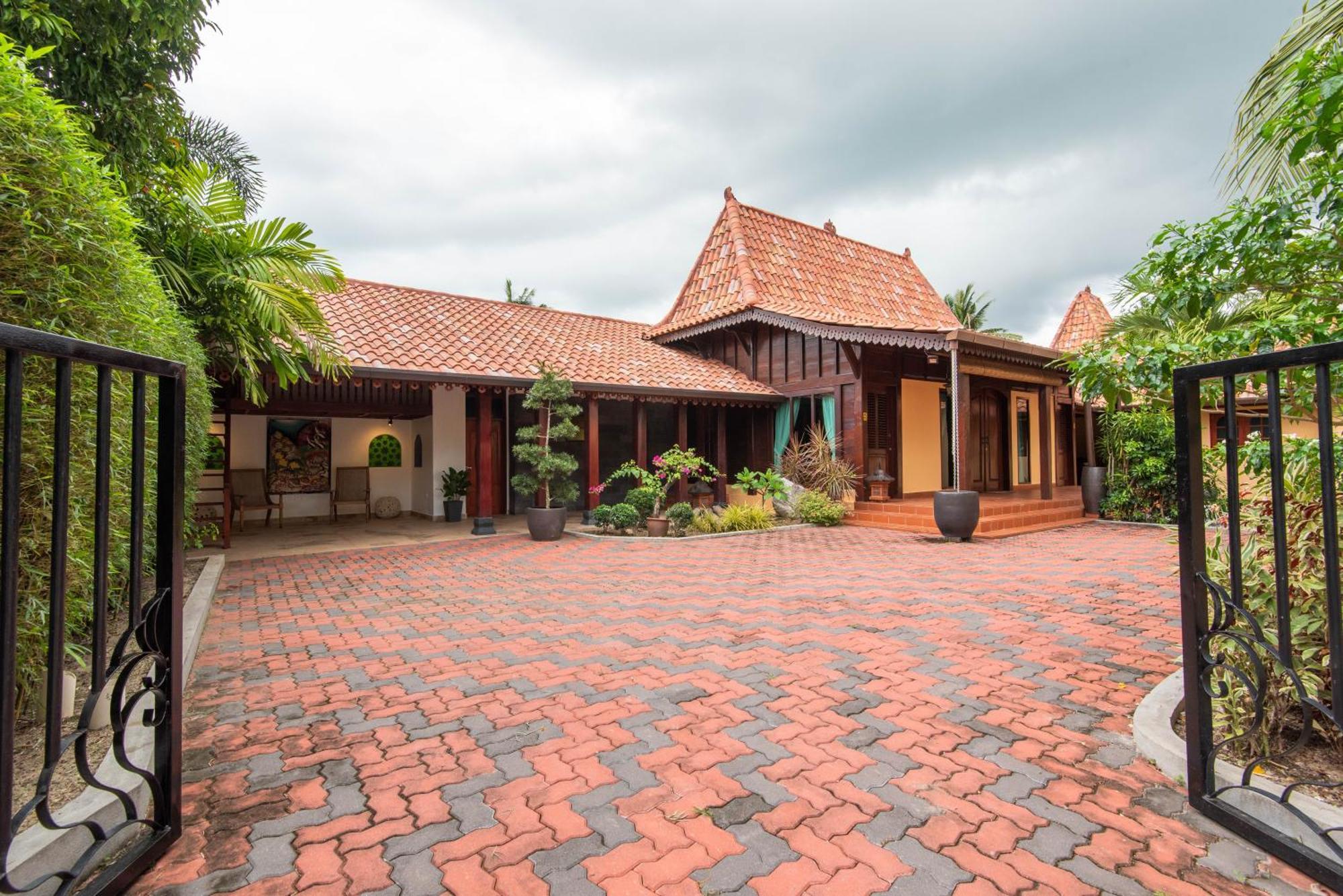 Limasan Villa Langkawi Pantai Cenang  Kamer foto